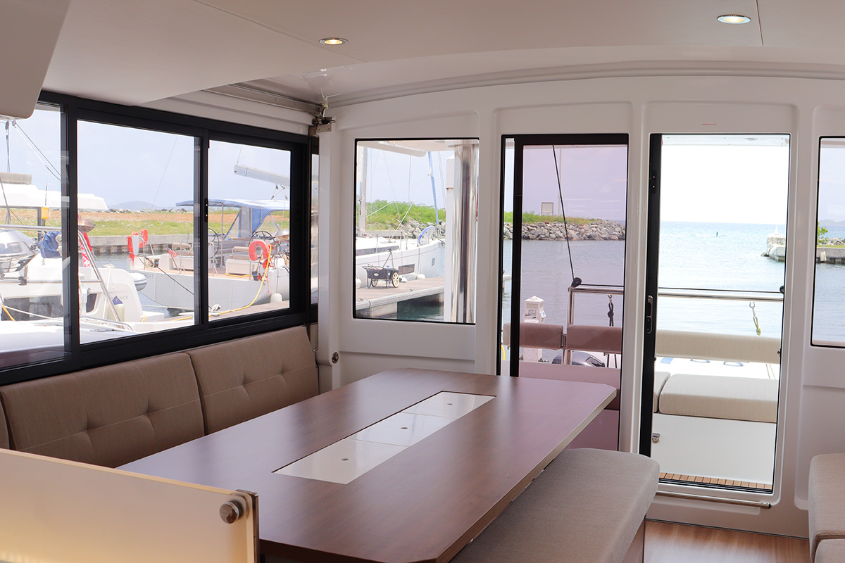 Bali 4.8 - 6 + 1 cab. — photo 25