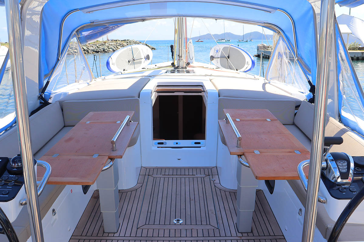 Oceanis 54 - 3 + 1 cab. — photo 6