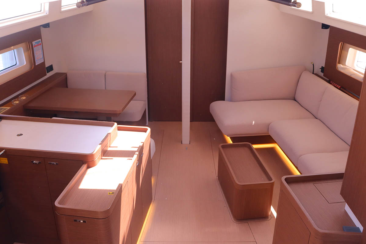 Oceanis 54 - 3 + 1 cab. — photo 10