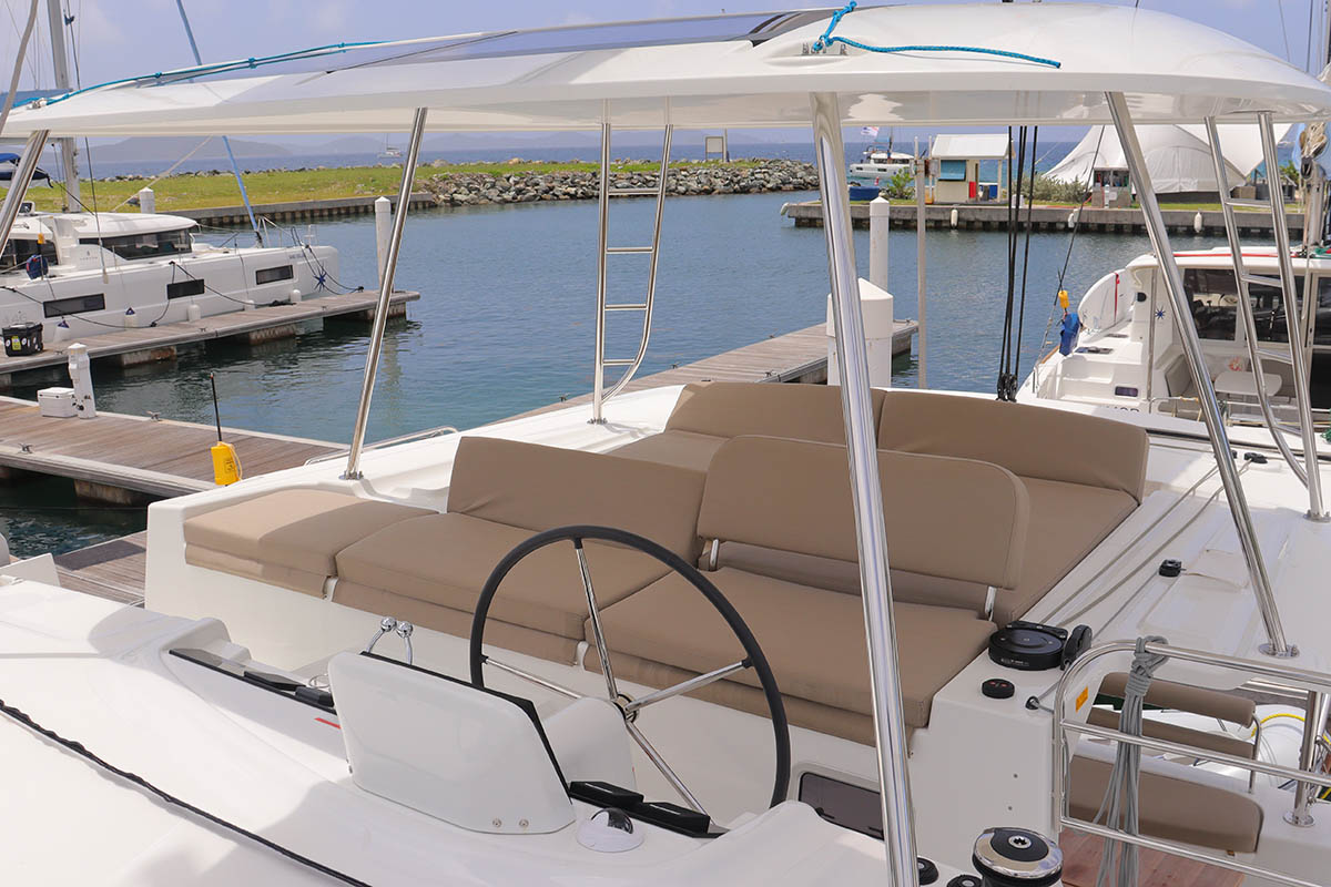 Lagoon 46 - 4 + 2 cab. — photo 12