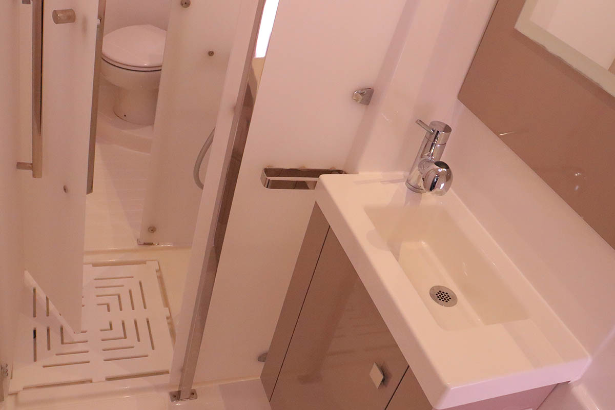 Fountaine Pajot Astrea 42 Quatuor — photo 25