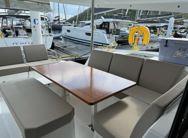 Fountaine Pajot Astrea 42 — photo 8
