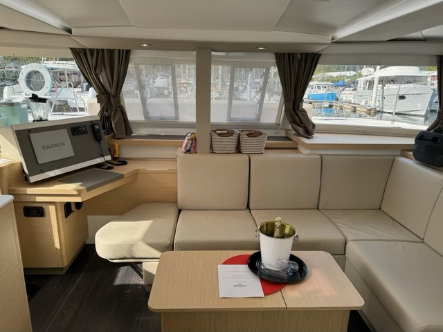 Fountaine Pajot Astrea 42 — photo 10