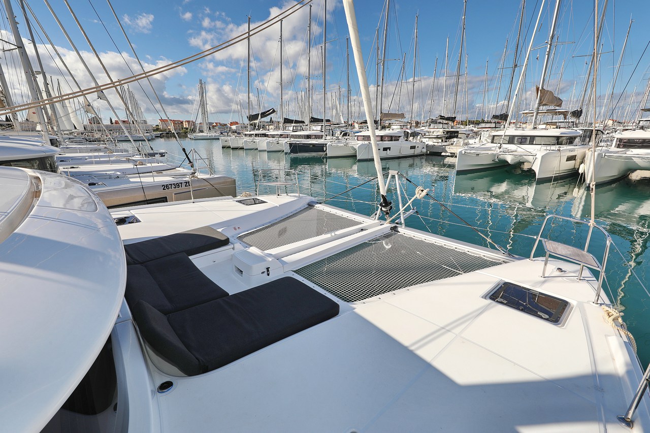 Lagoon 46 - 4 + 2 cab. — photo 4