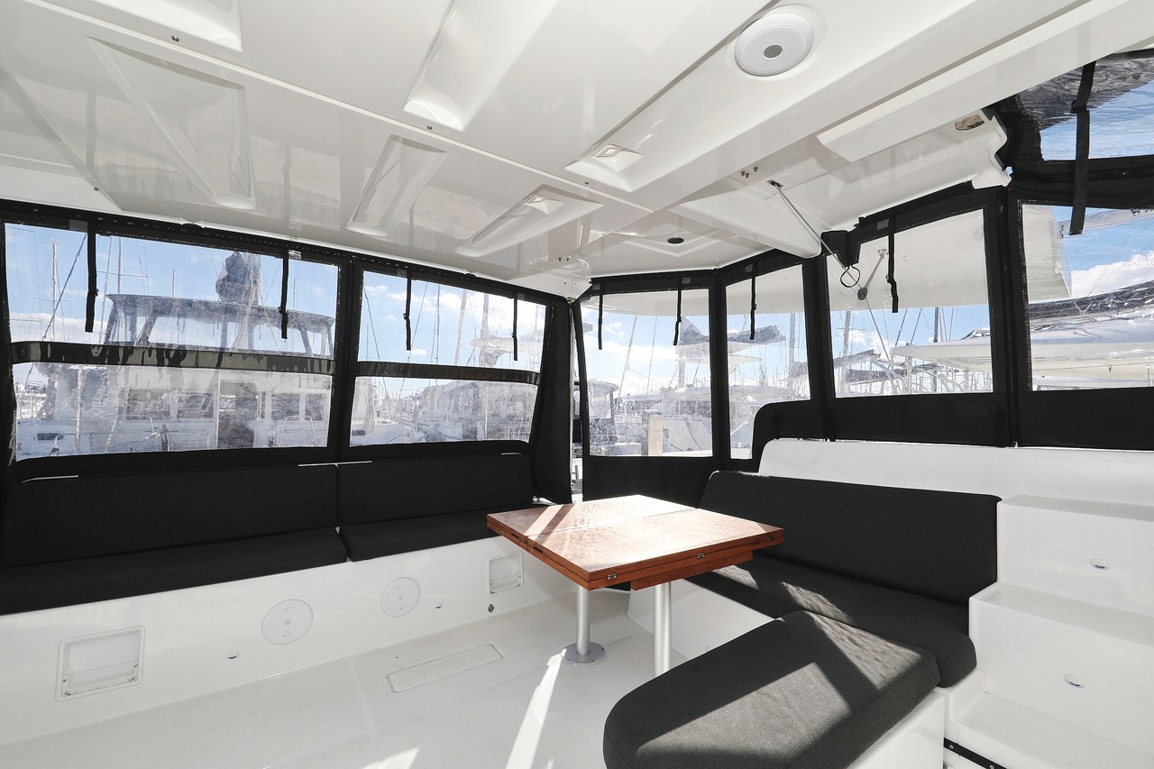 Lagoon 46 - 4 + 2 cab. — photo 11