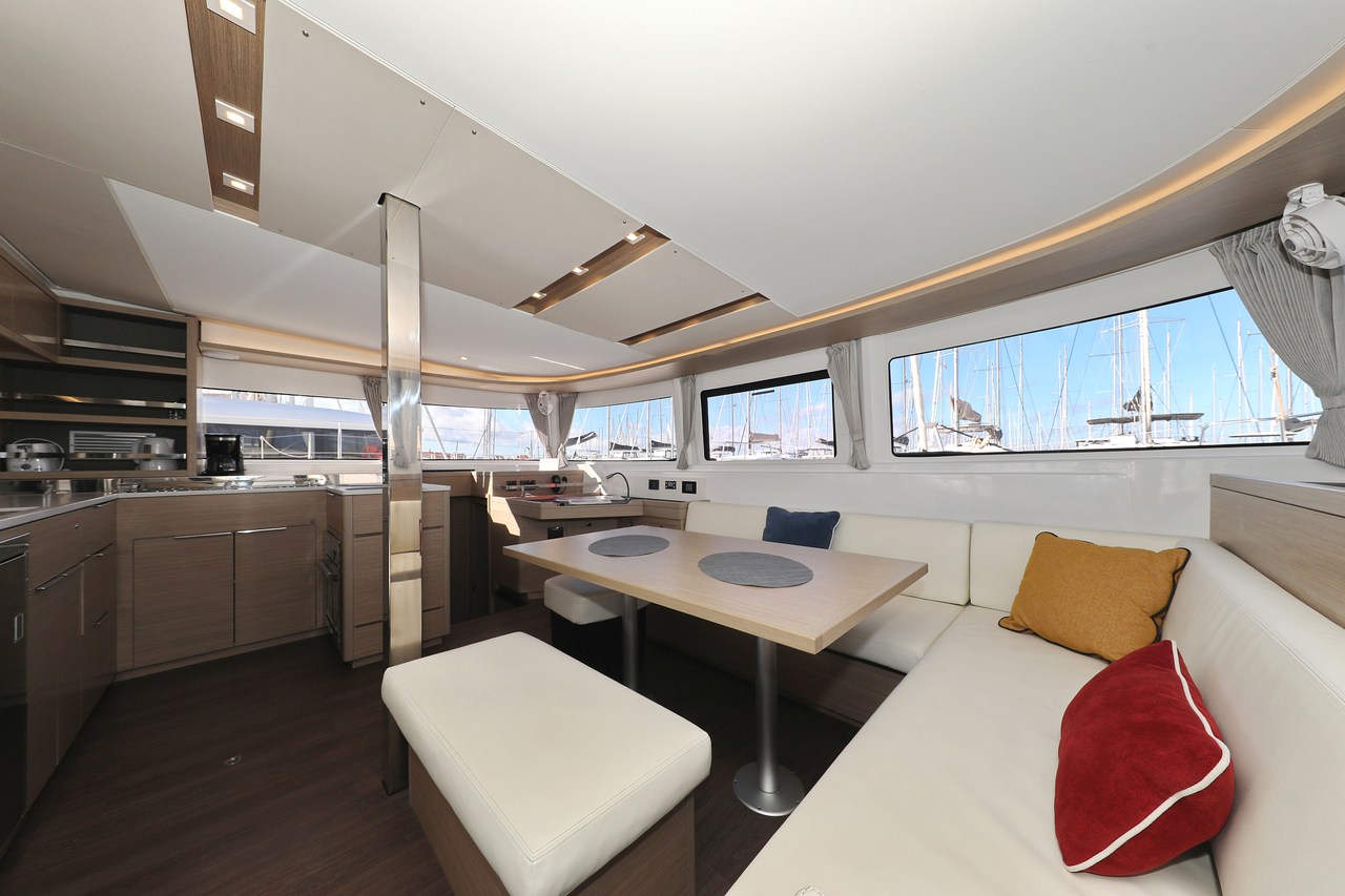 Lagoon 46 - 4 + 2 cab. — photo 14