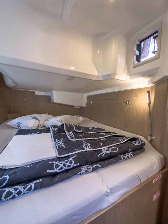 Bavaria C38 — photo 20