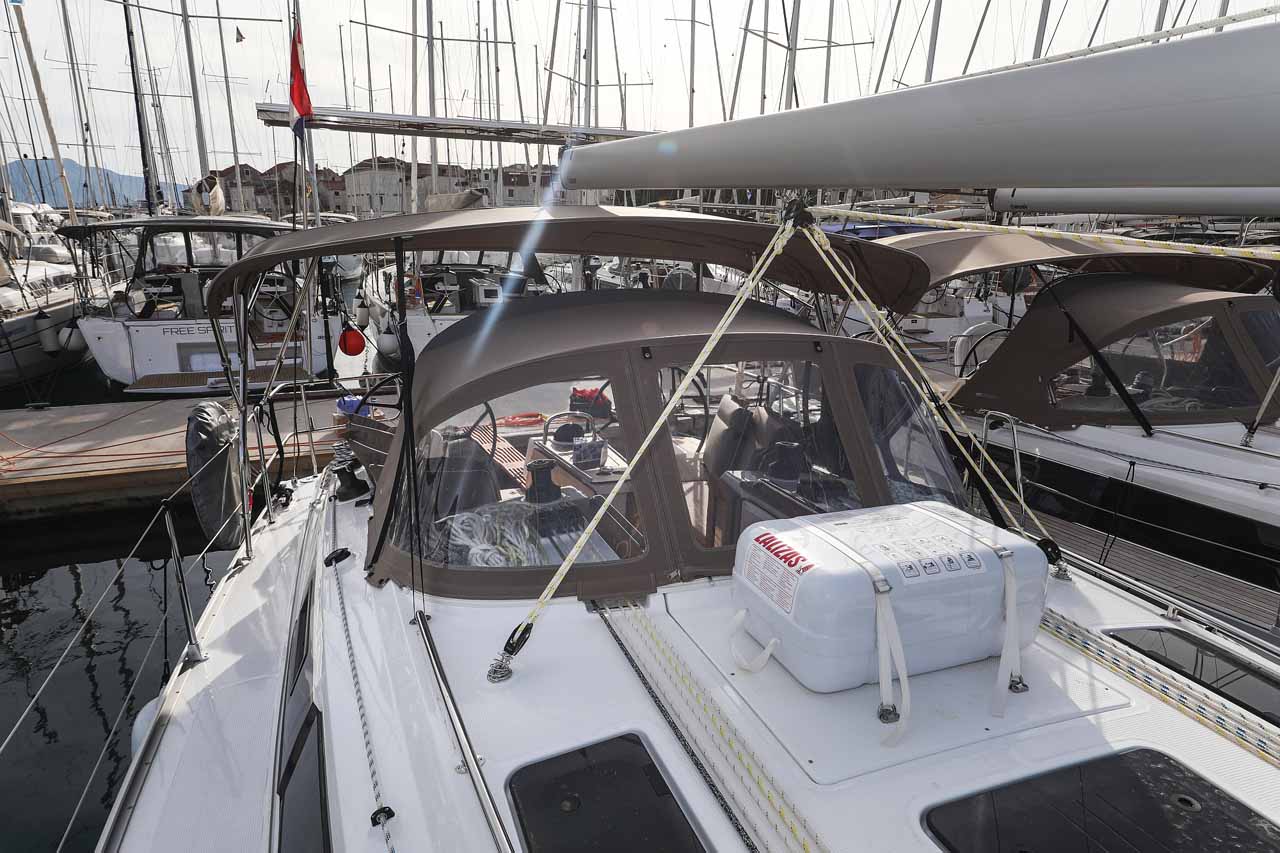 Bavaria Cruiser 37 Style — photo 6