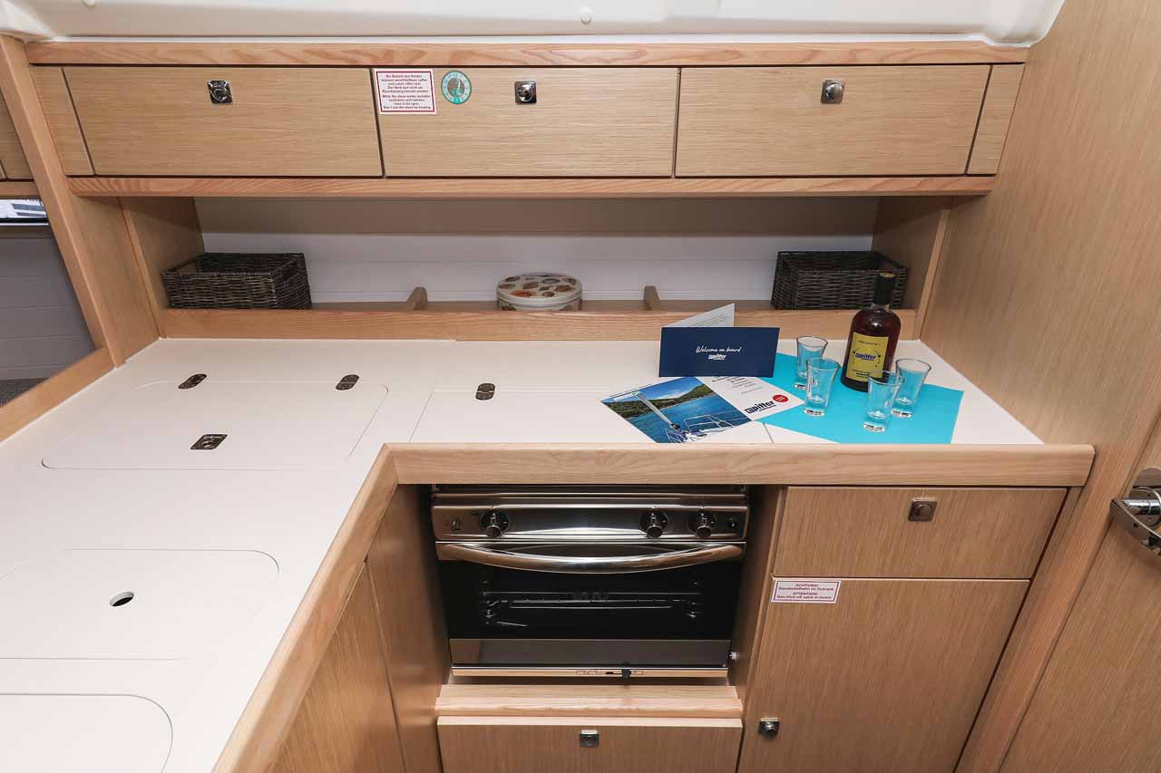 Bavaria Cruiser 37 Style — photo 15