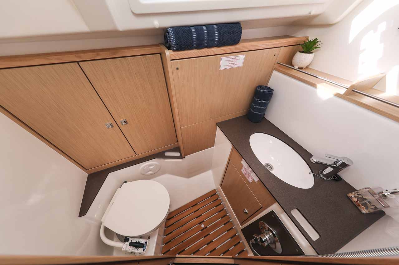 Bavaria Cruiser 37 Style — photo 23