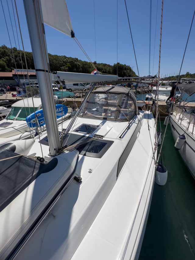 Dufour 37 - 3 cab. — photo 6