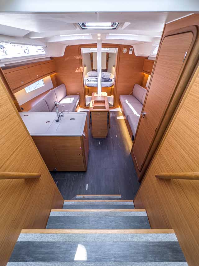 Dufour 37 - 3 cab. — photo 10
