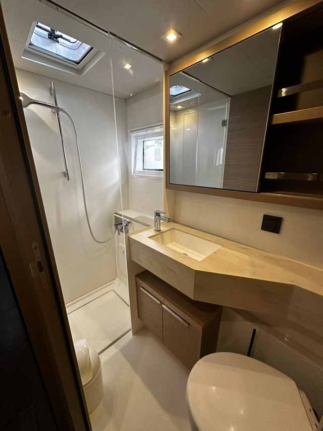 Lagoon 46 - 4 + 2 cab. — photo 9