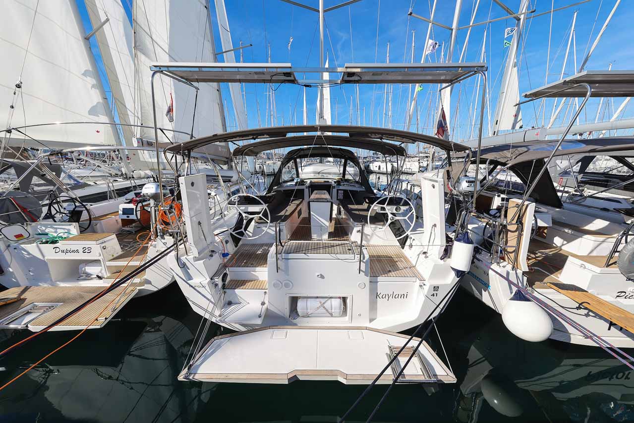 Dufour 41 - 3 cab. — photo 1
