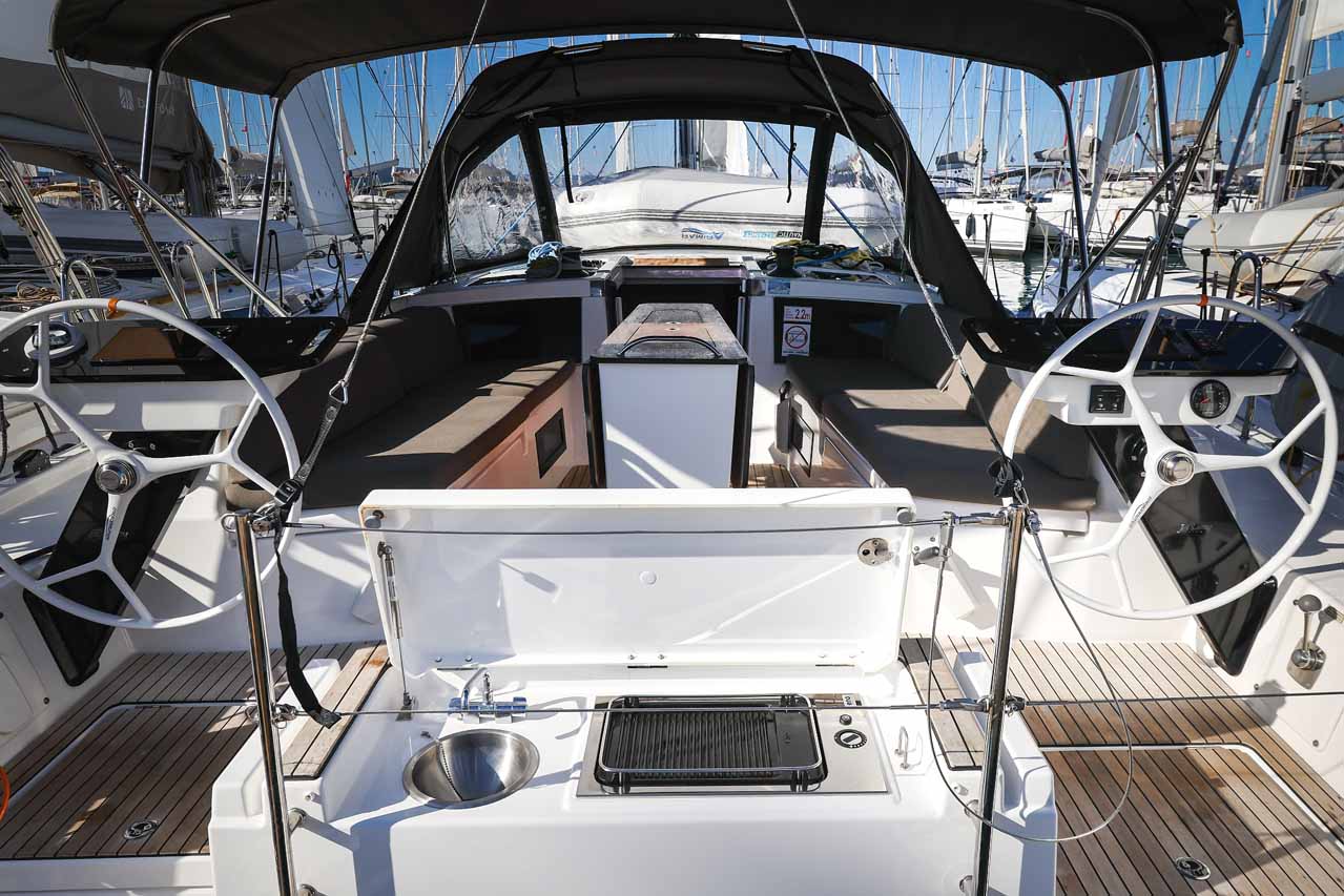 Dufour 41 - 3 cab. — photo 16