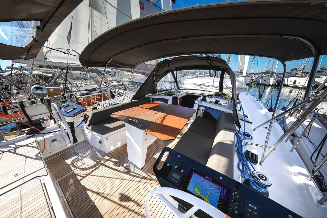 Dufour 41 - 3 cab. — photo 19