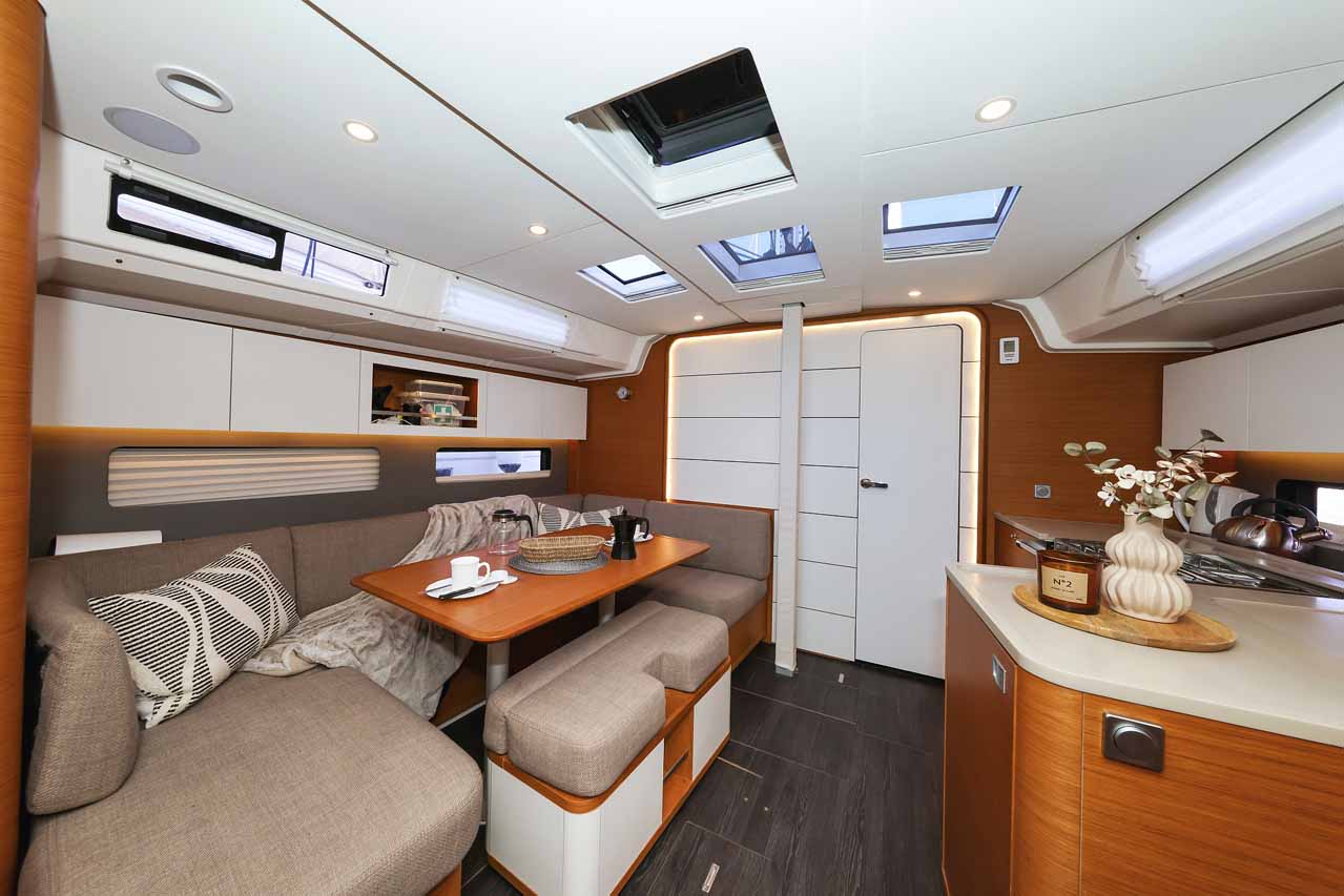 Dufour 41 - 3 cab. — photo 21