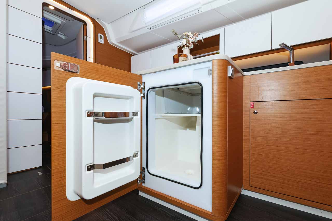 Dufour 41 - 3 cab. — photo 27