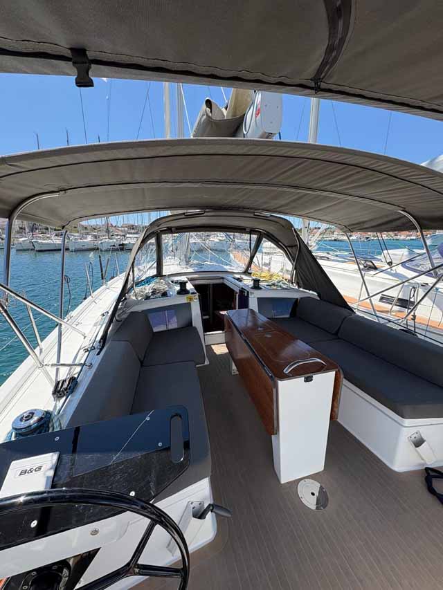 Dufour 41 - 3 cab. — photo 4