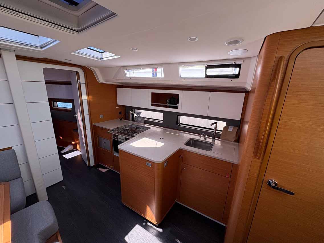 Dufour 41 - 3 cab. — photo 6