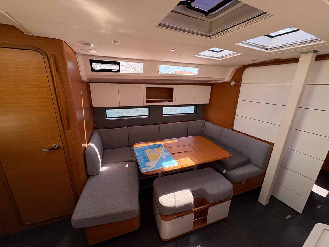 Dufour 41 - 3 cab. — photo 7