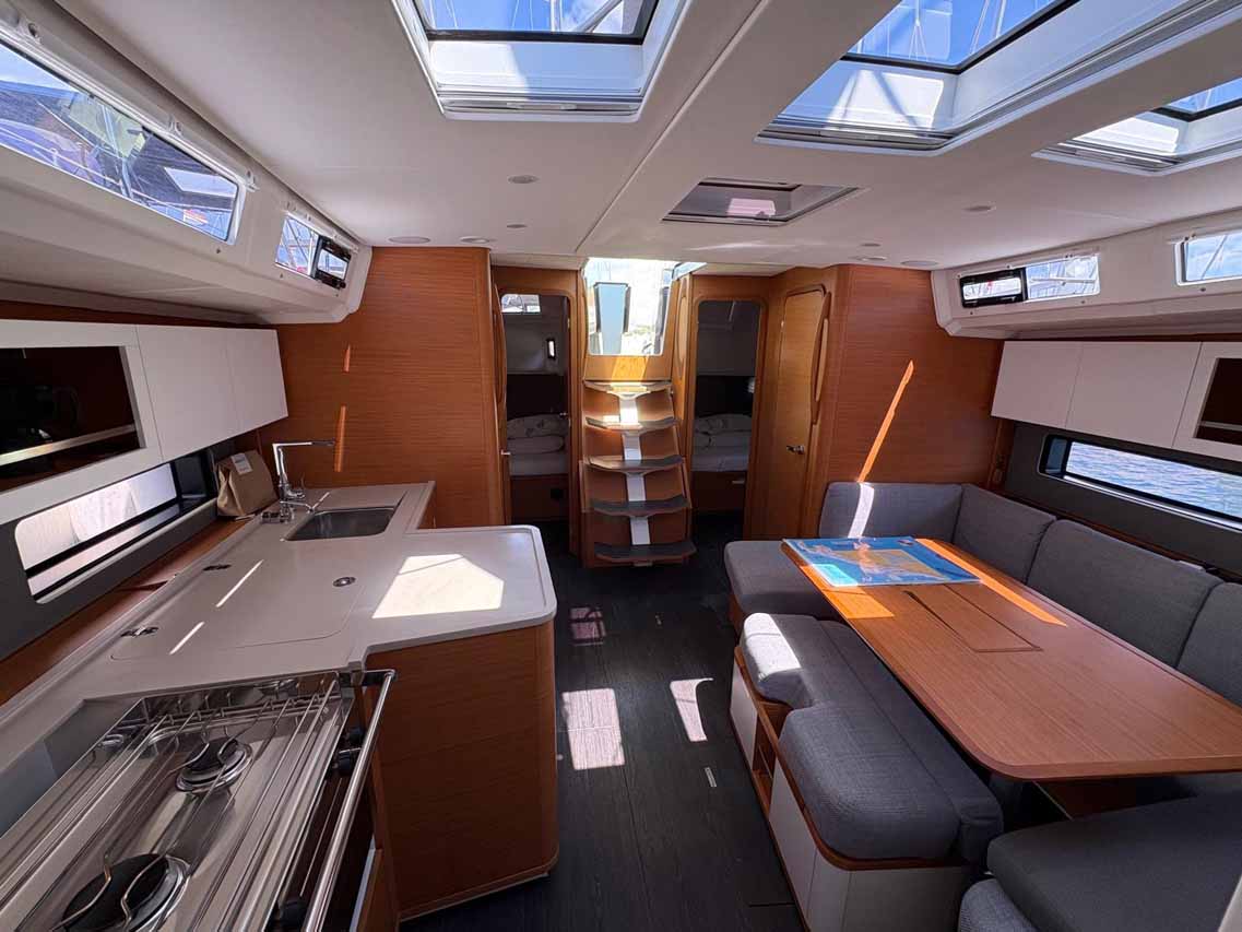 Dufour 41 - 3 cab. — photo 8