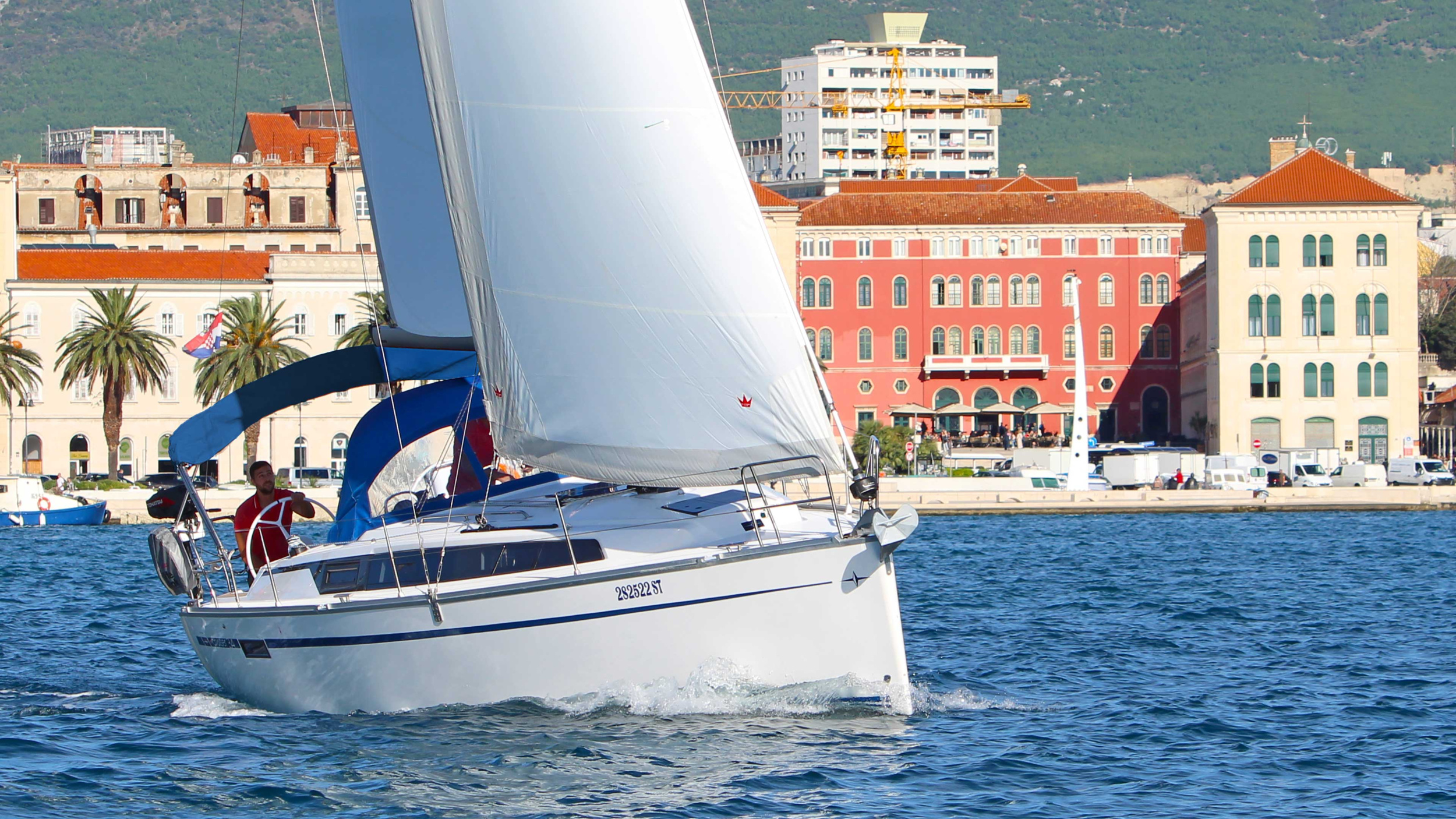 Bavaria Cruiser 34 — photo 3