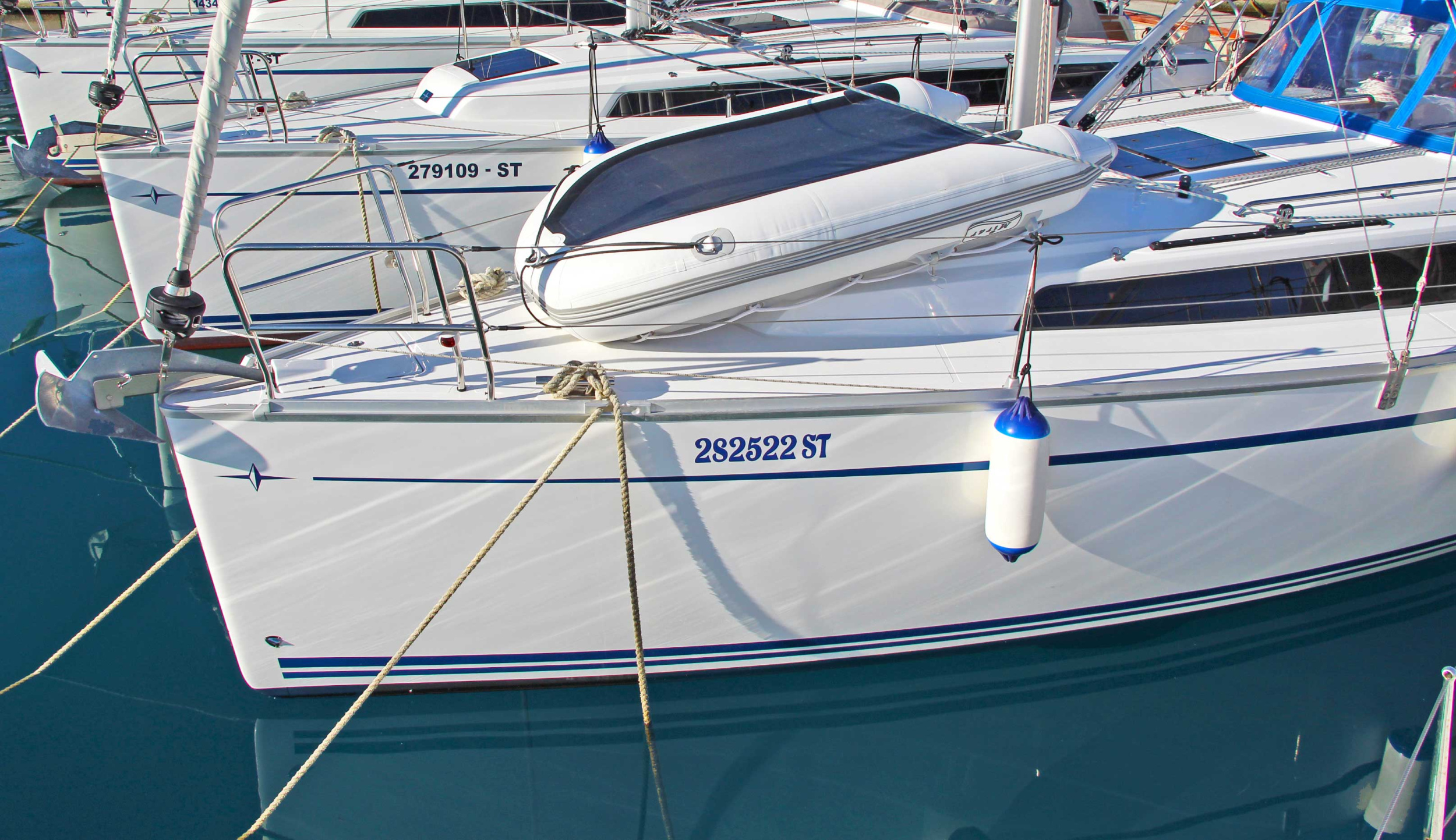 Bavaria Cruiser 34 — photo 11