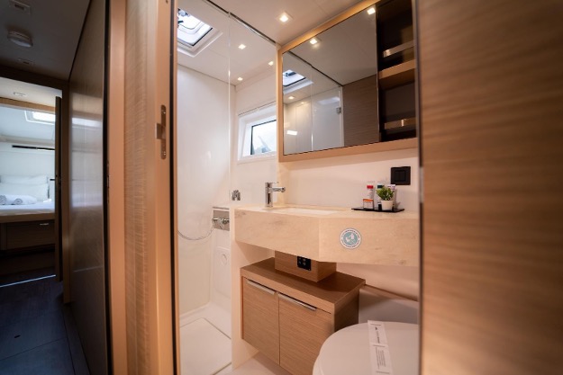 Lagoon 46 - 4 + 1 cab. — photo 9