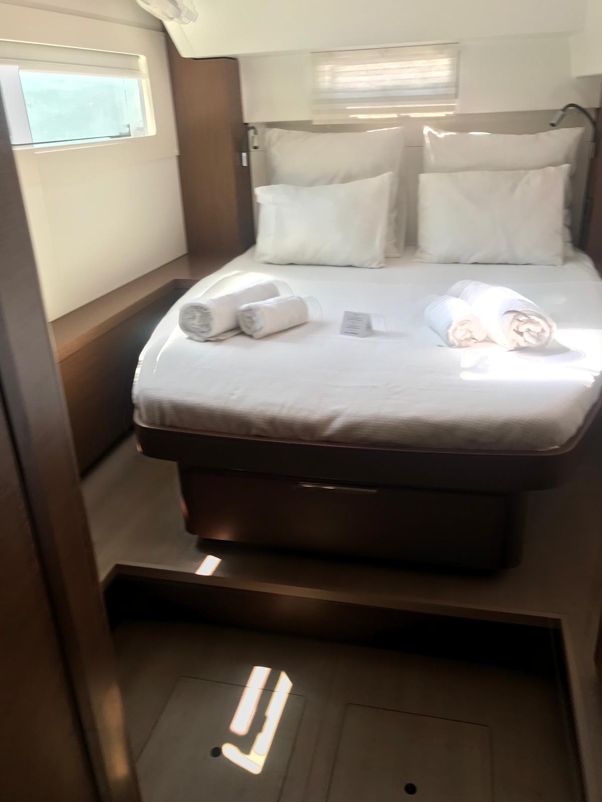 Lagoon 46 - 4 + 1 cab. — photo 10