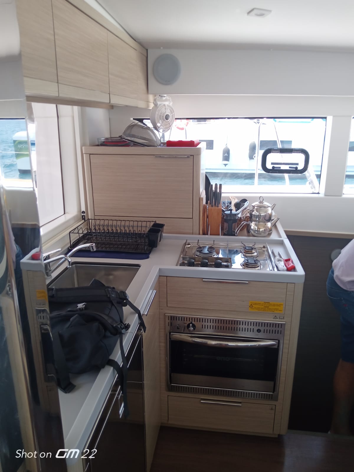 Lagoon 40 - 4 + 1 cab. — photo 6