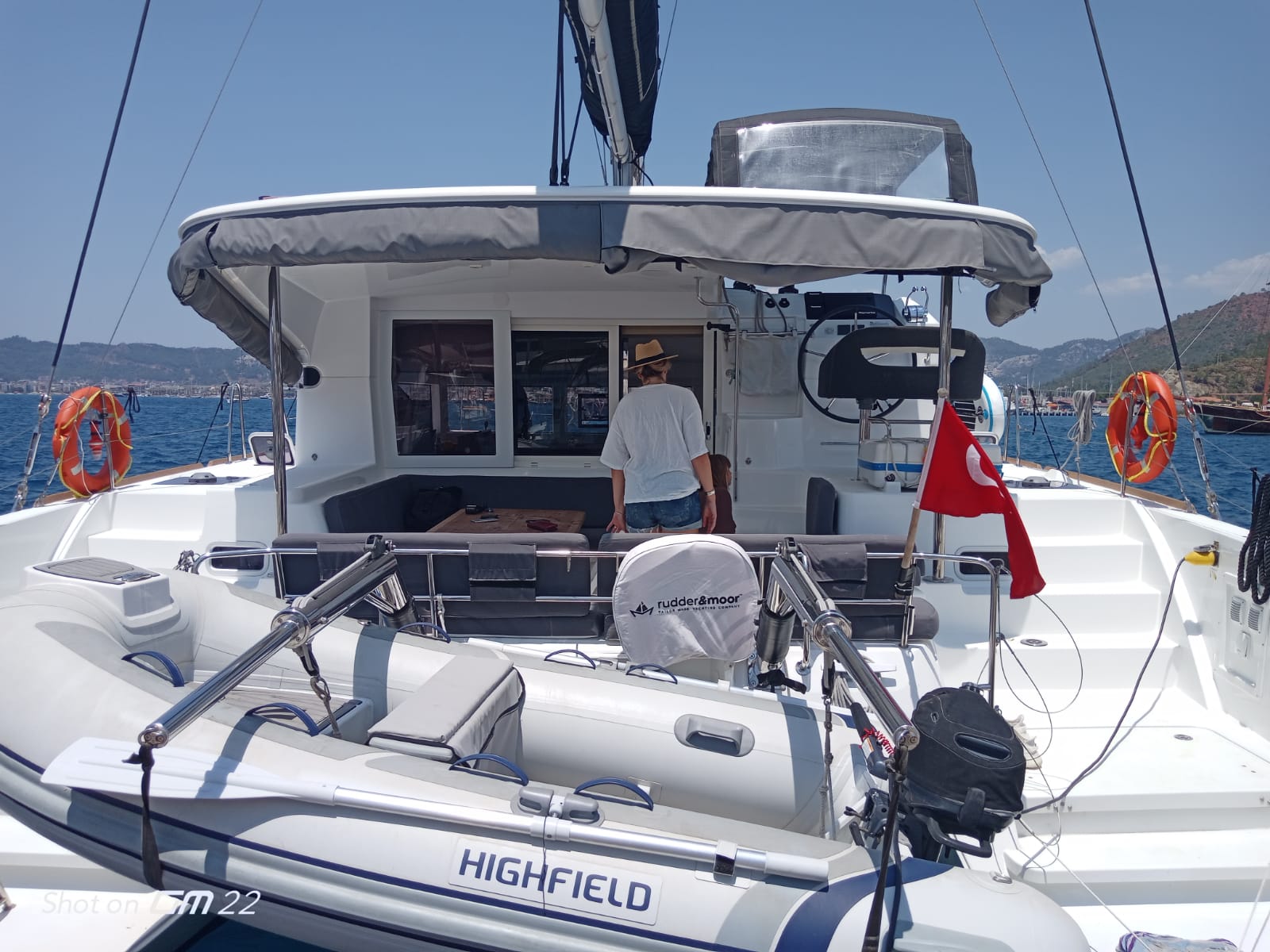 Lagoon 40 - 4 + 1 cab. — photo 10