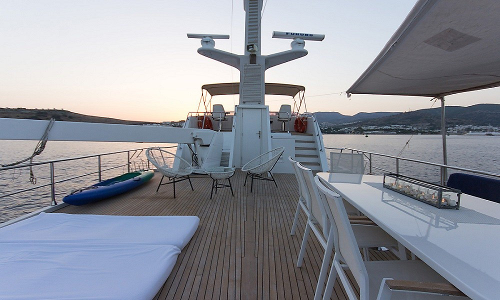 Trawler 77 — photo 6
