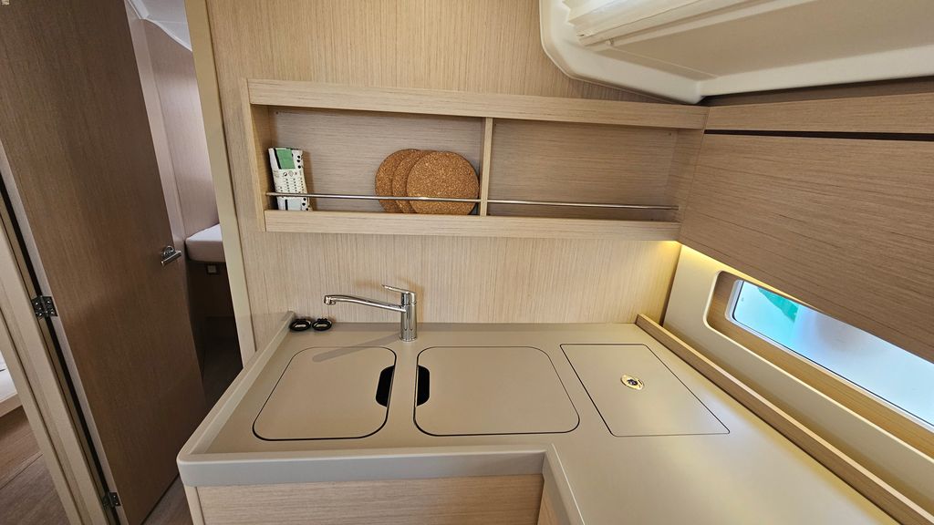 Oceanis 40.1 — photo 21