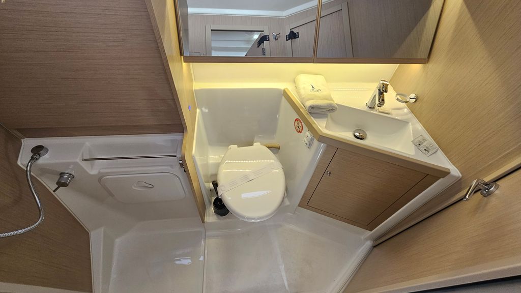 Oceanis 40.1 — photo 27