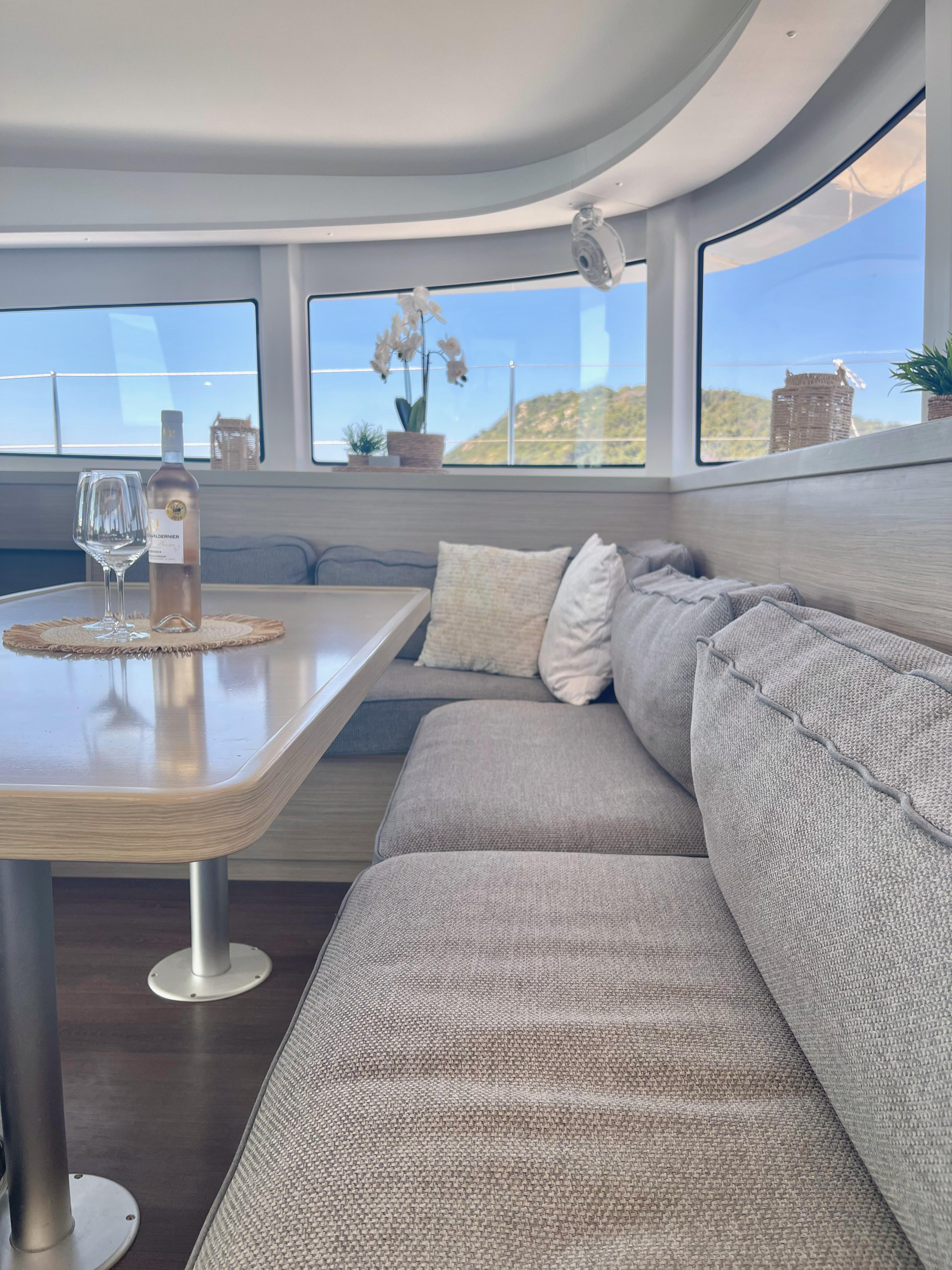 Lagoon 42 - 4 + 1 cab. — photo 13