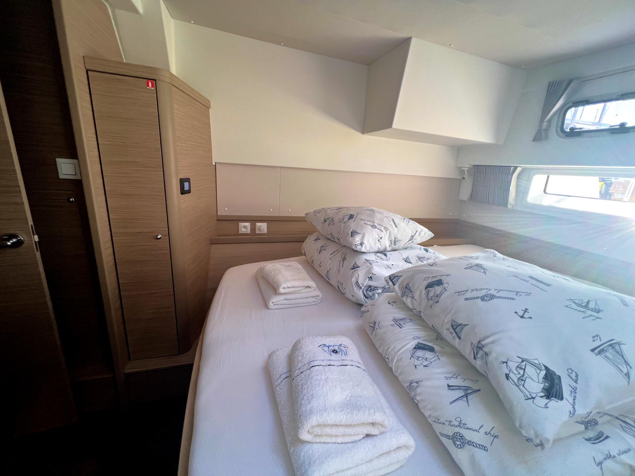 Lagoon 42 - 4 + 1 cab. — photo 27
