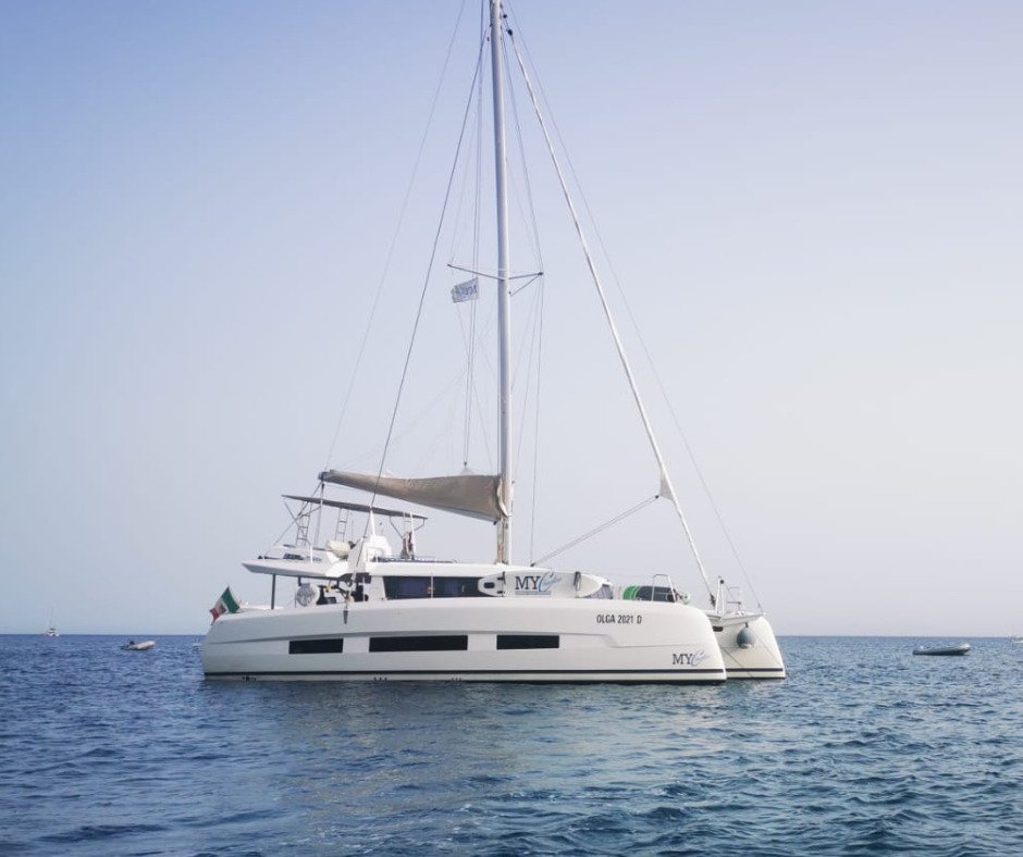 Dufour 48 Catamaran - 5 + 1 cab. — photo 3