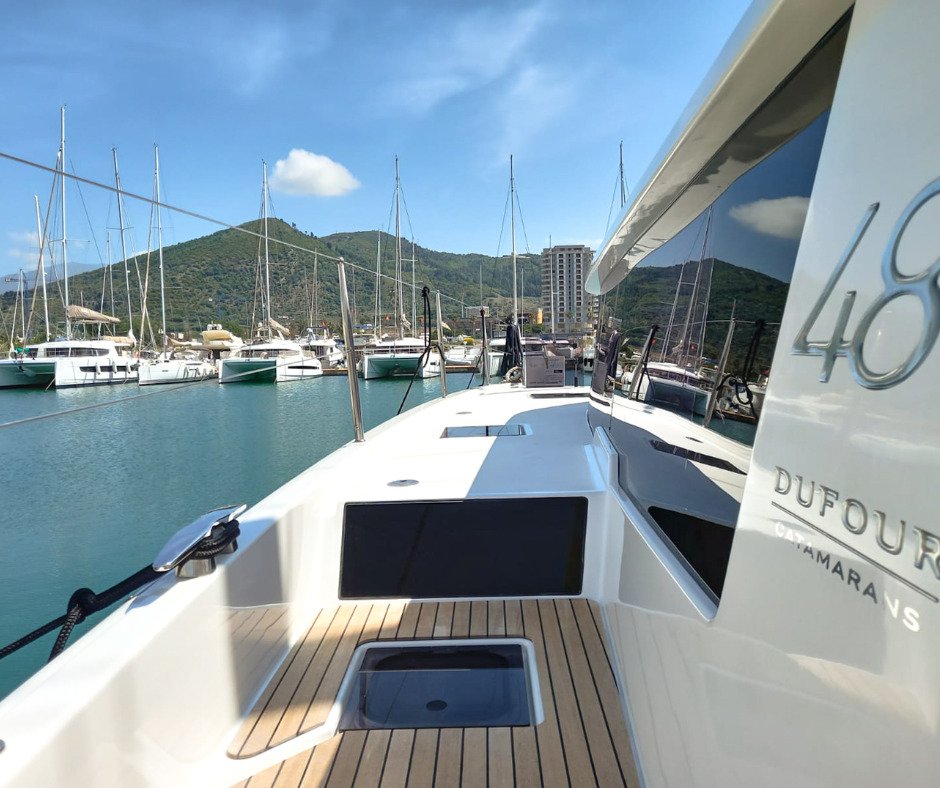 Dufour 48 Catamaran - 5 + 1 cab. — photo 10