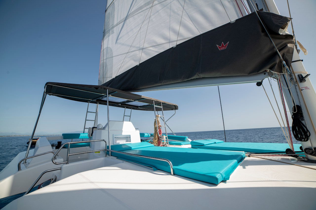 Dufour 48 Catamaran - 5 + 1 cab. — photo 3