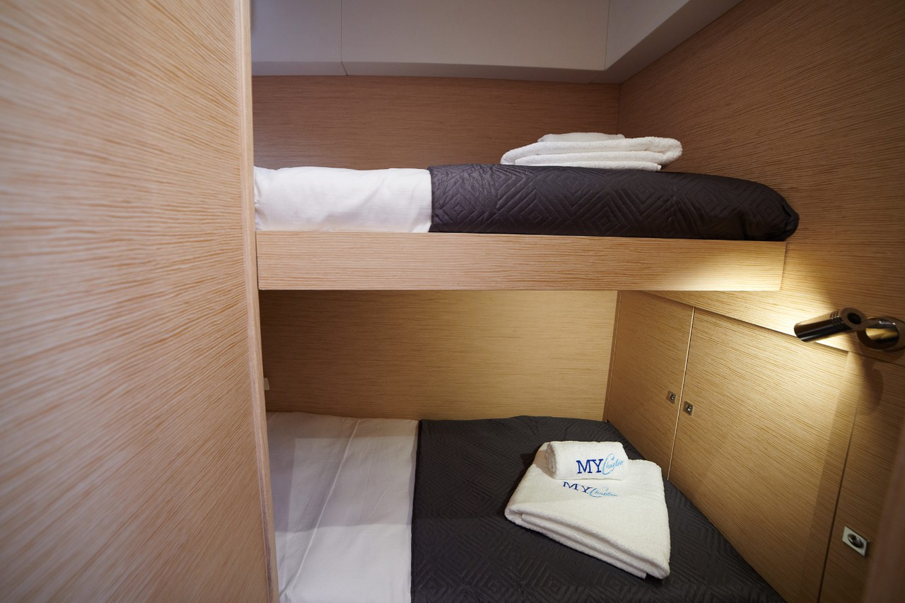 Dufour 48 Catamaran - 5 + 1 cab. — photo 14