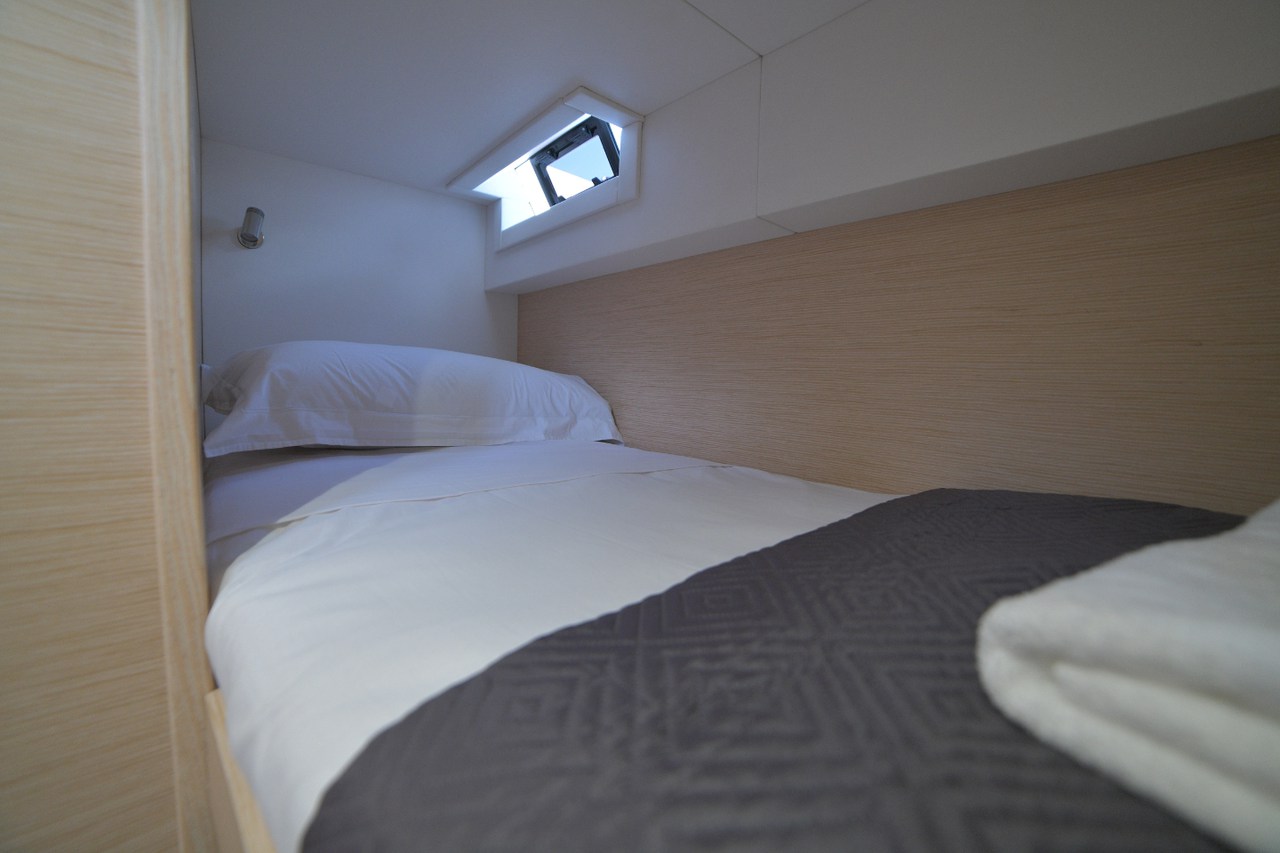 Dufour 48 Catamaran - 5 + 1 cab. — photo 15