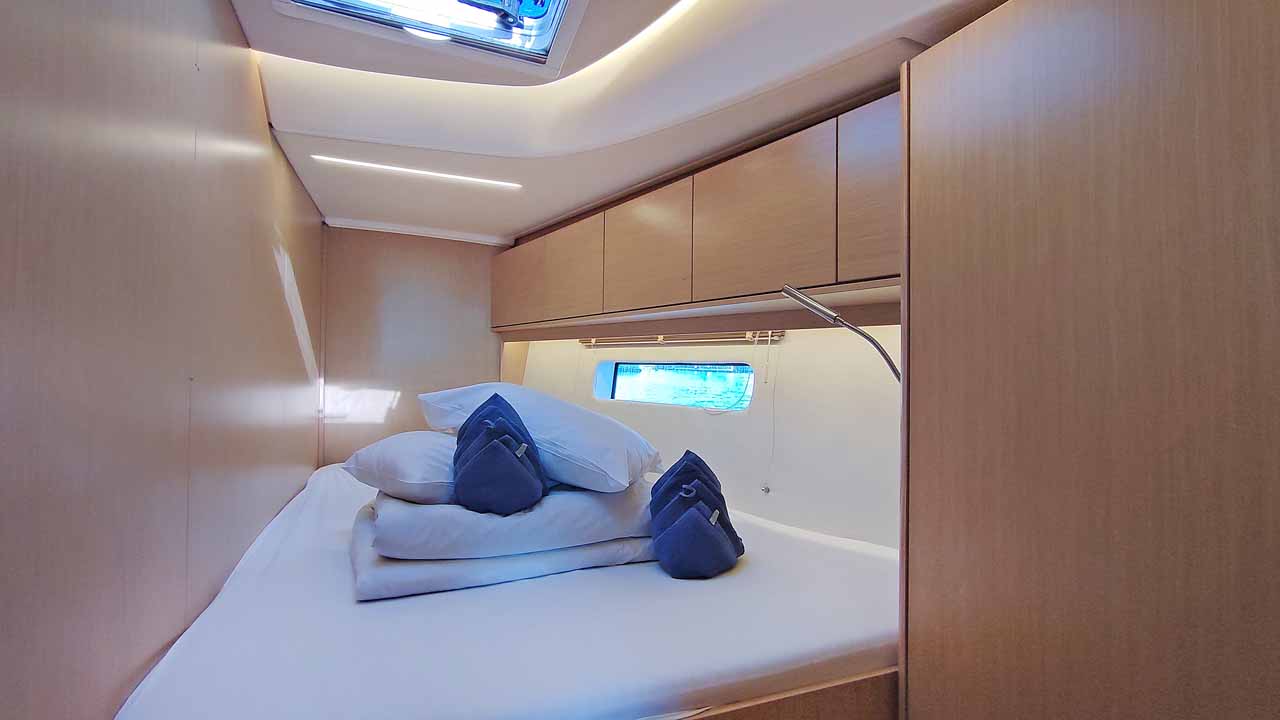Bavaria C46 - 4 cab. — photo 16