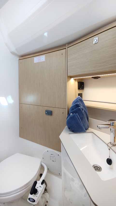 Bavaria C46 - 4 cab. — photo 19