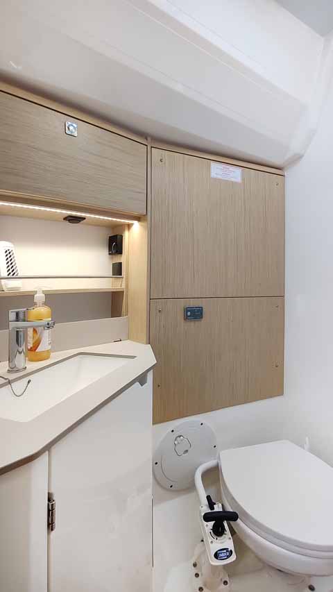 Bavaria C46 - 4 cab. — photo 20