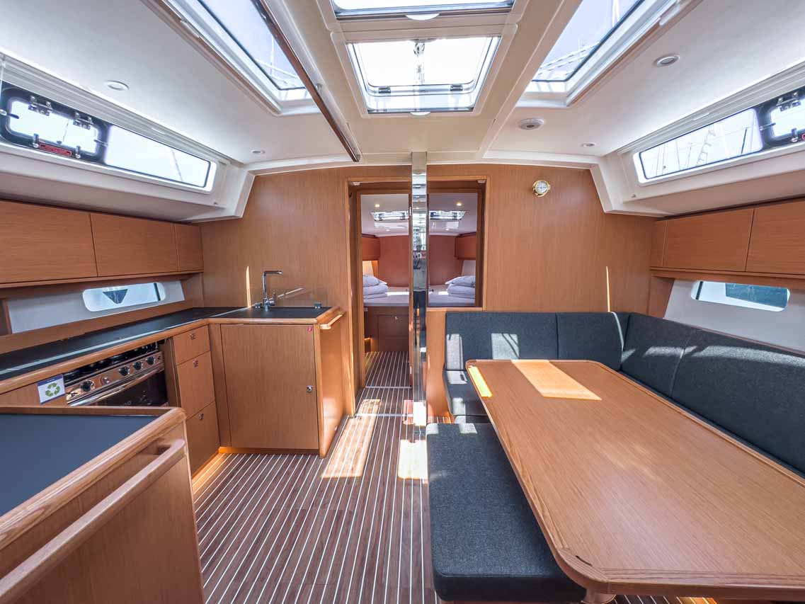 Bavaria C46 - 4 cab. — photo 11