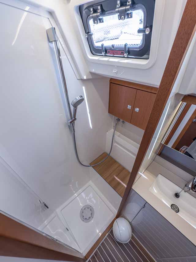 Bavaria C46 - 4 cab. — photo 25