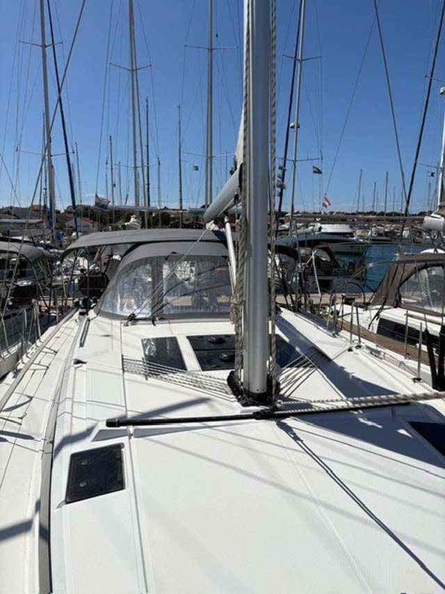 Bavaria C46 - 4 cab. — photo 3