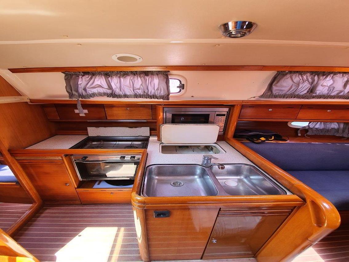 Bavaria 34 Cruiser - 2 cab. — photo 8