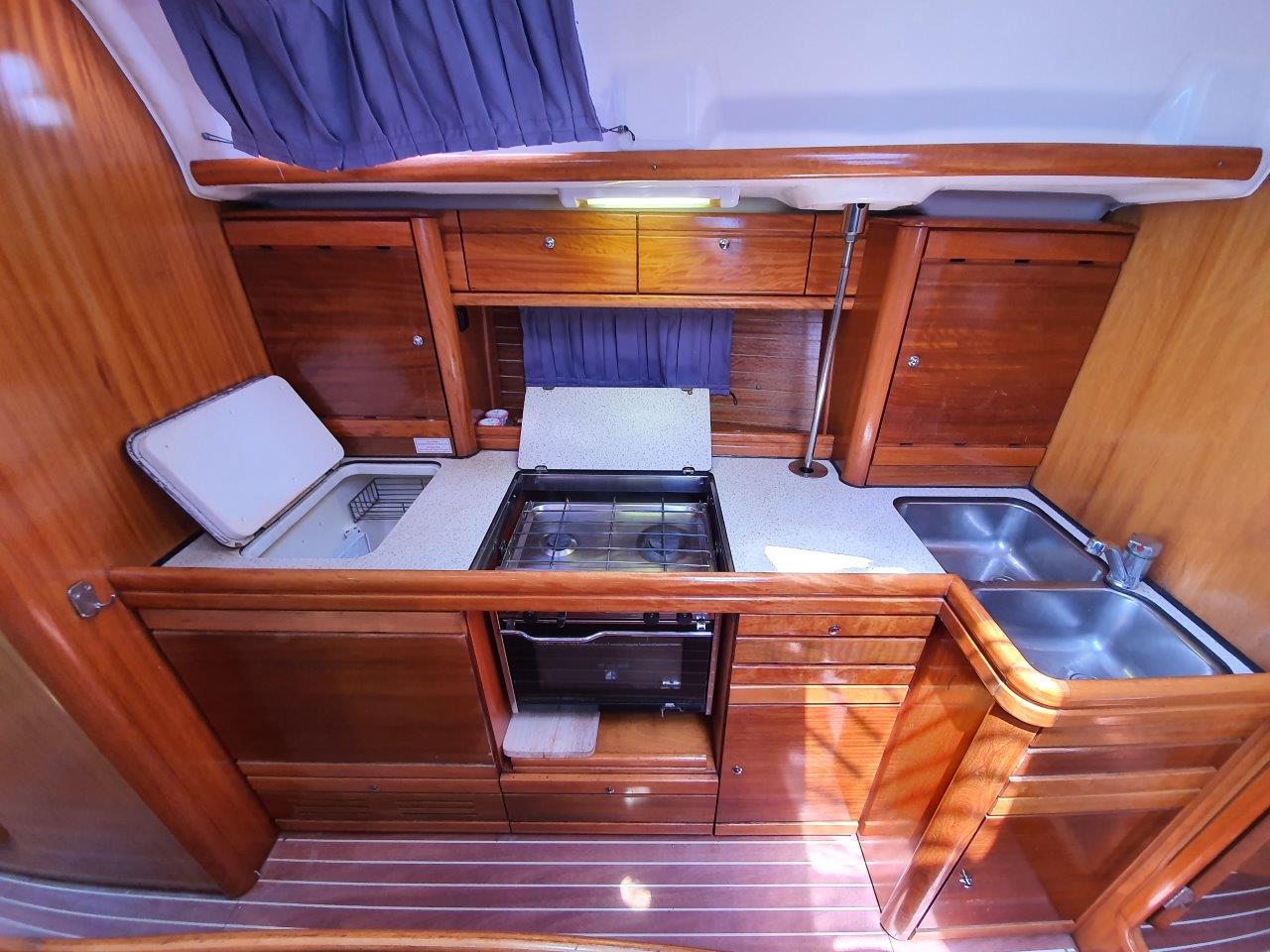 Bavaria 39 Cruiser — photo 8